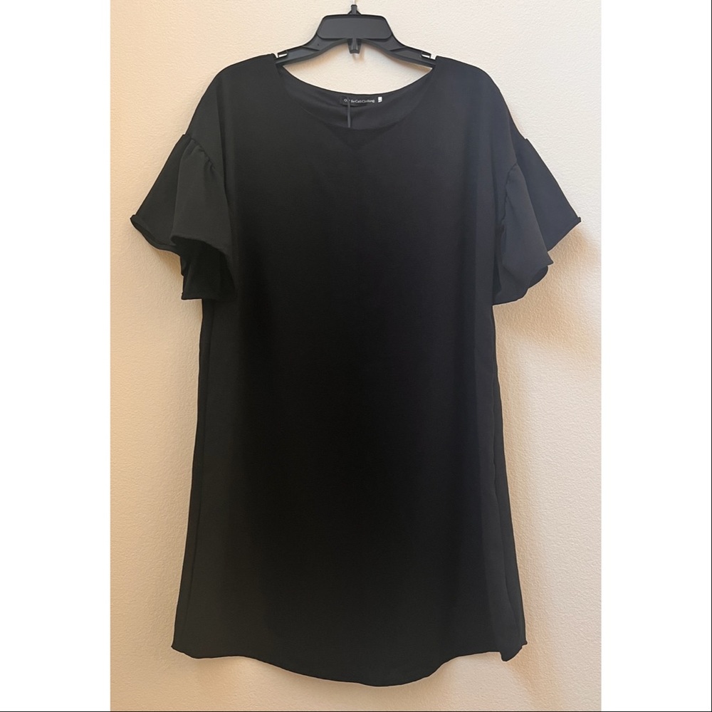 Ruffle sleeve black dress with lining